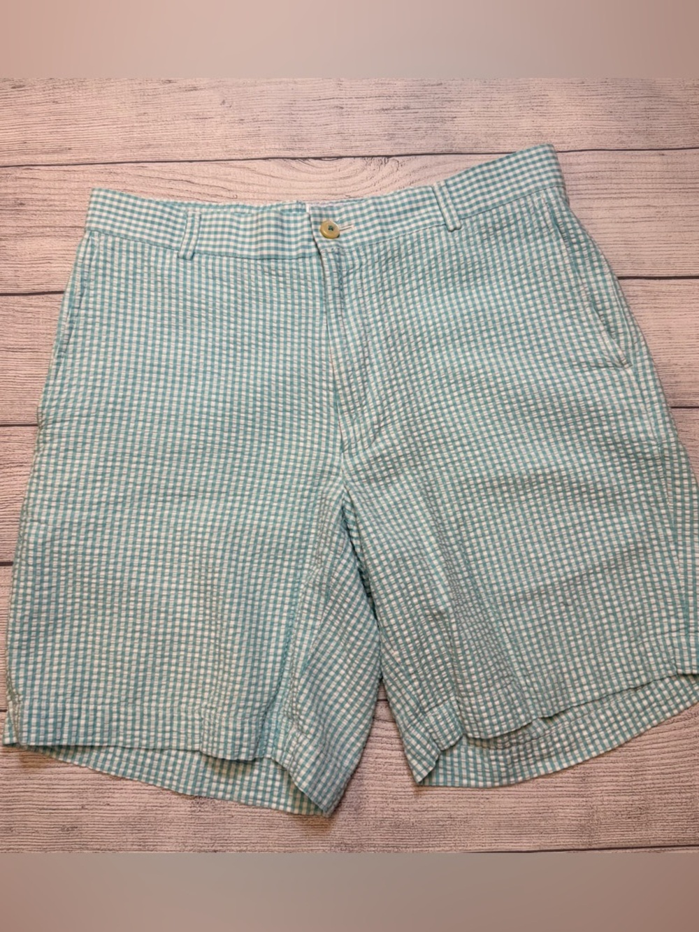 Southern Tide Light Blue Seersucker Flat Front Shorts